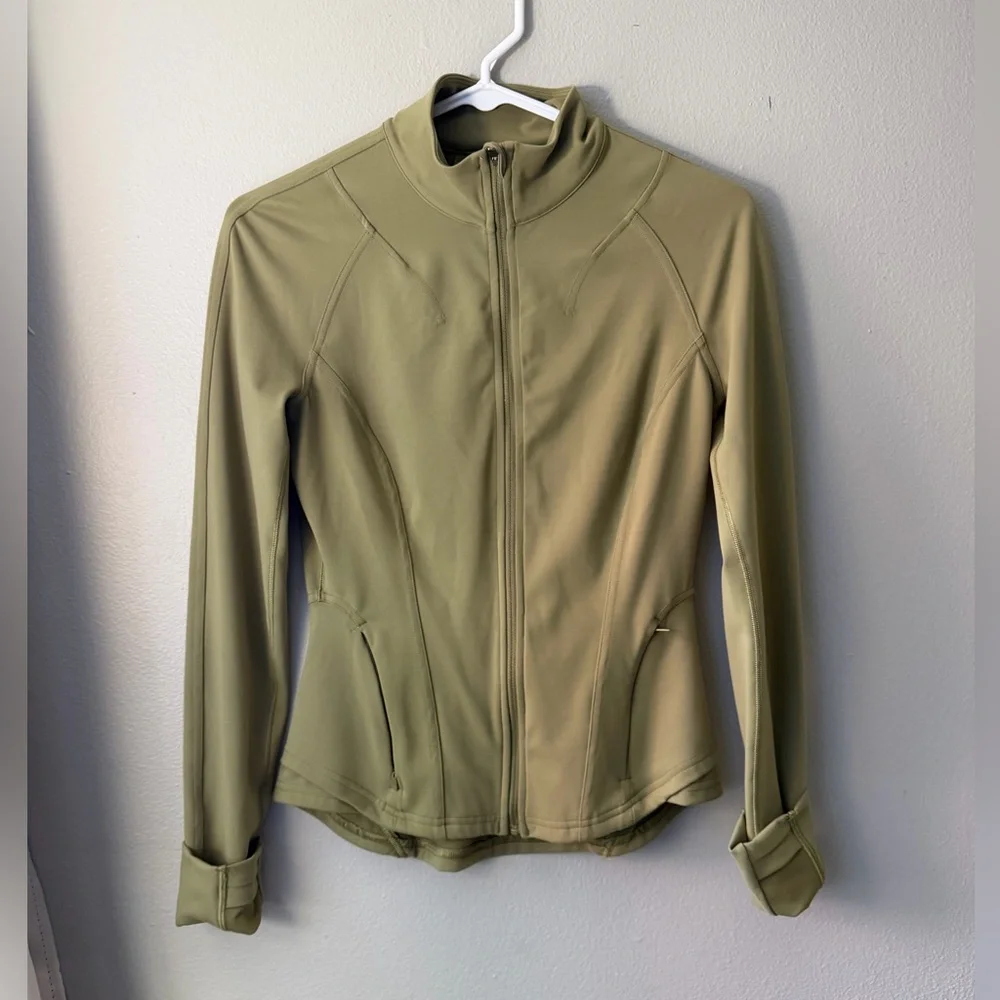 Lululemon InTransit Green Jacket - Picture 4 of 10